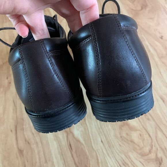 Rockport men’s brown shoes size 10.5 dress shoes - Picture 3 of 7